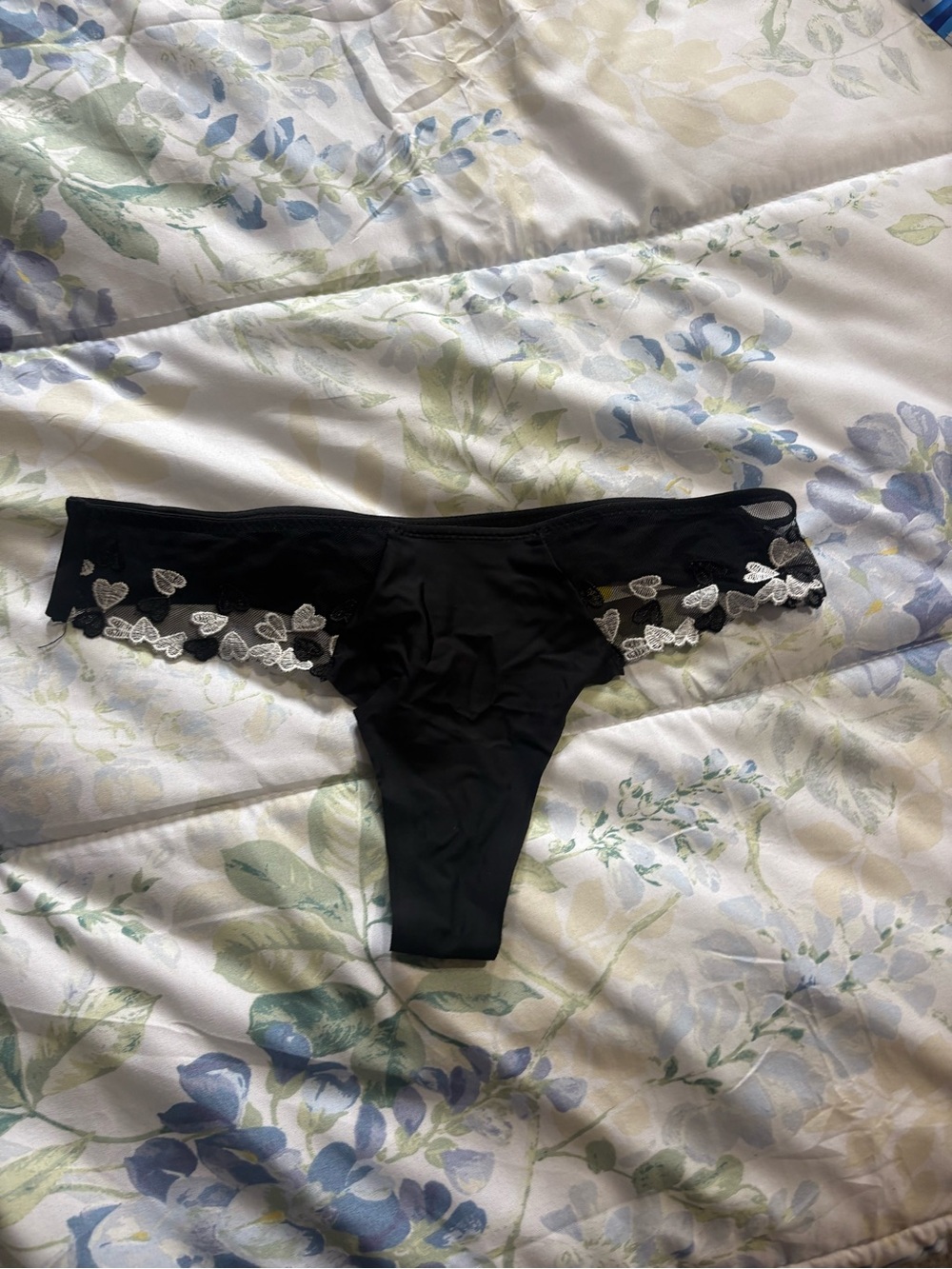 Marilyn Monroe Black Thong with White Heart Lace Trim